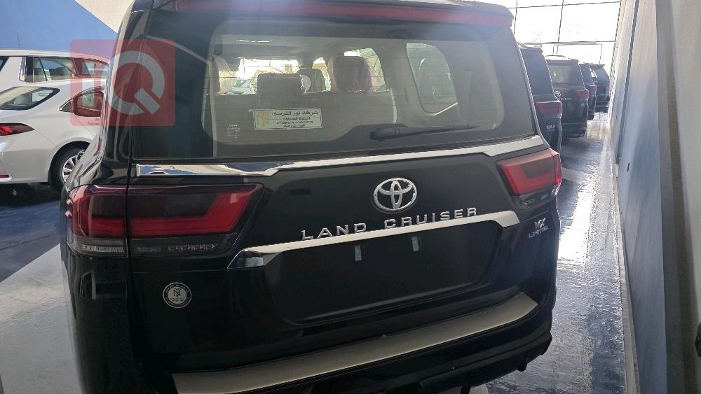 تويوتا لاندكروزر